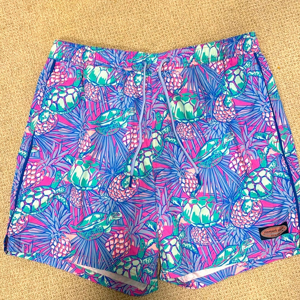 NWOT Vineyard Vines pineapple and sea turtle board shorts